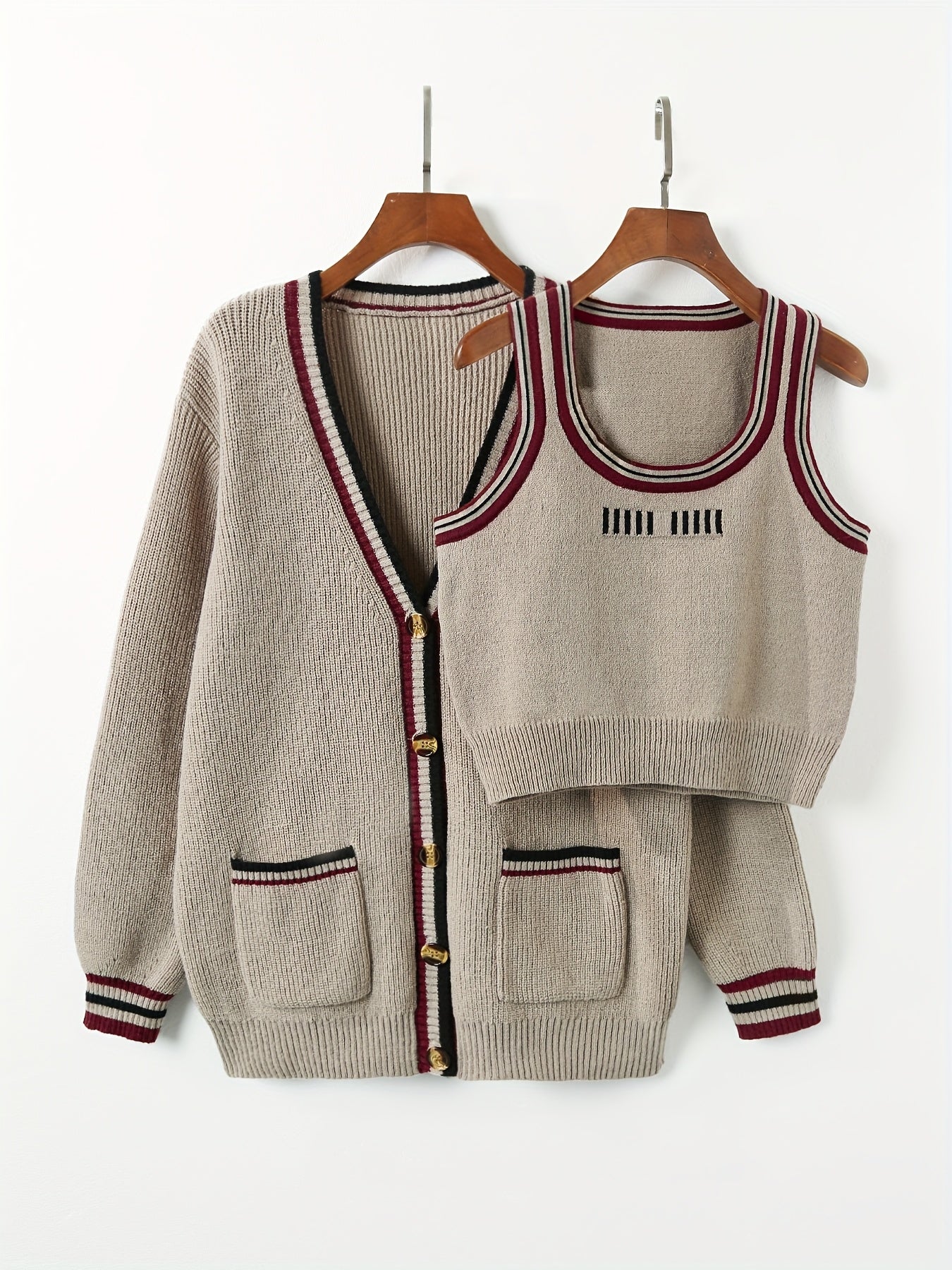 Elegant set med topp och kofta